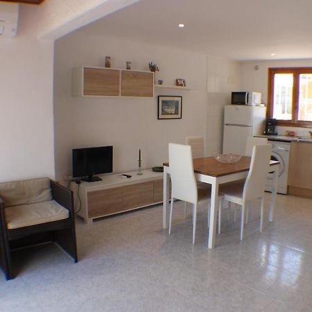 Agi Port De Rosas Apartment Bagian luar foto