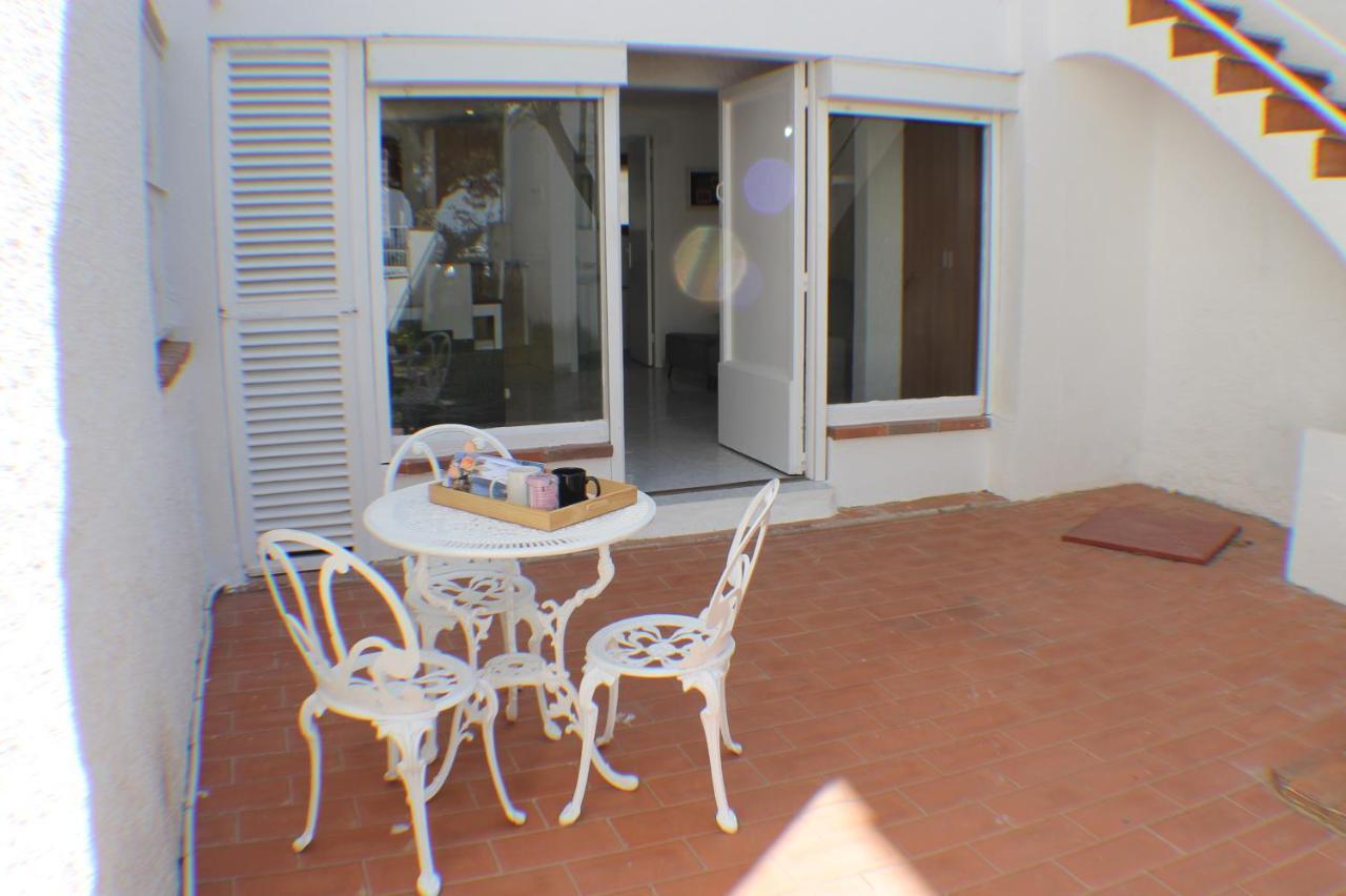 Agi Port De Rosas Apartment Bagian luar foto