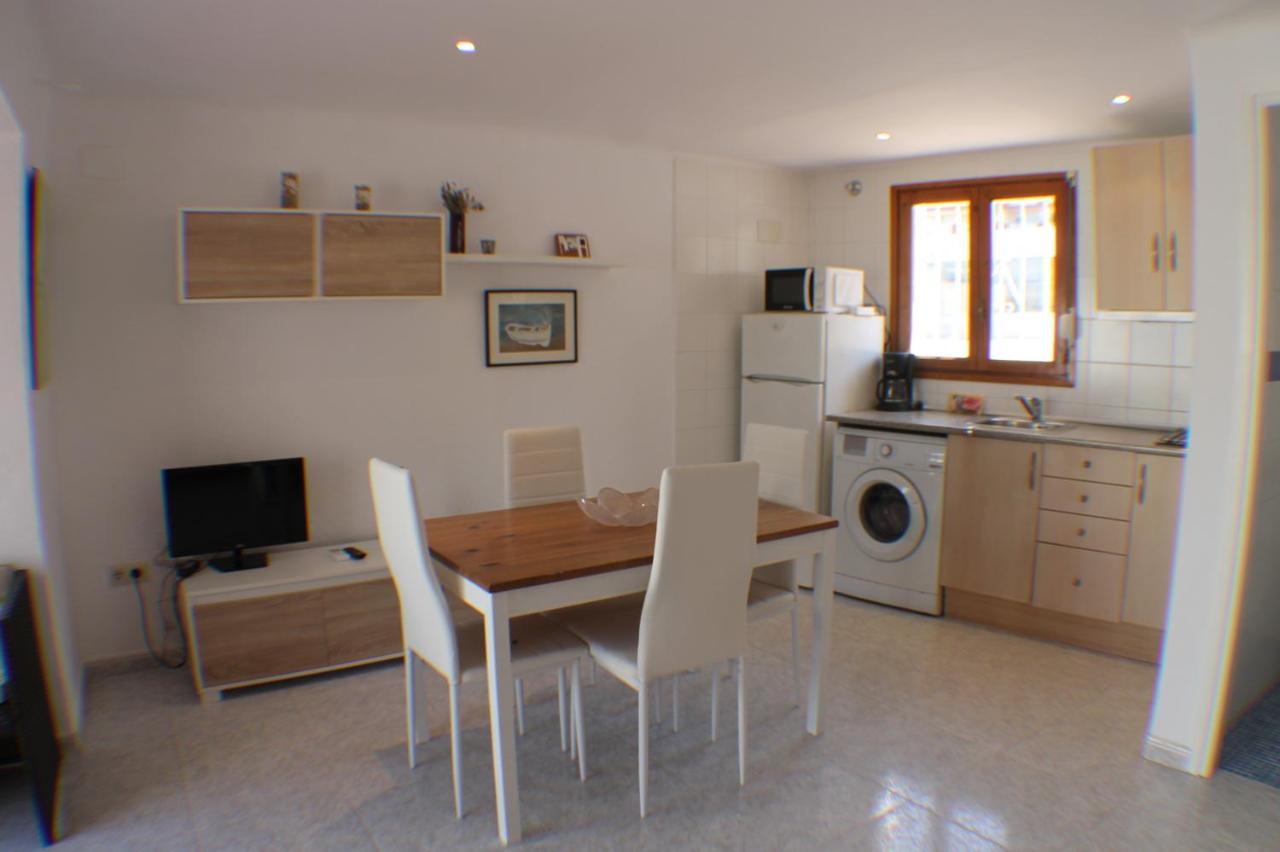 Agi Port De Rosas Apartment Bagian luar foto