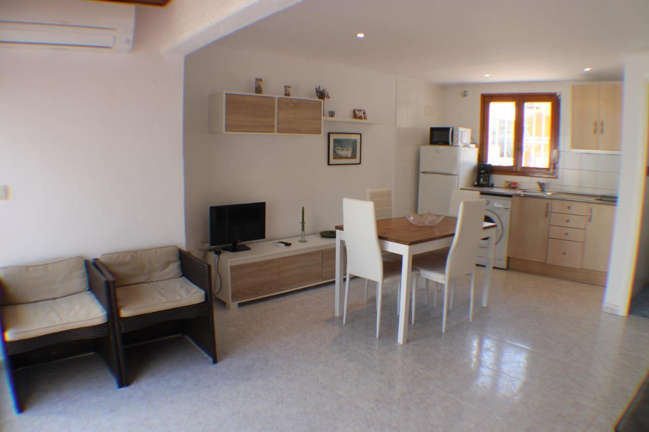 Agi Port De Rosas Apartment Bagian luar foto
