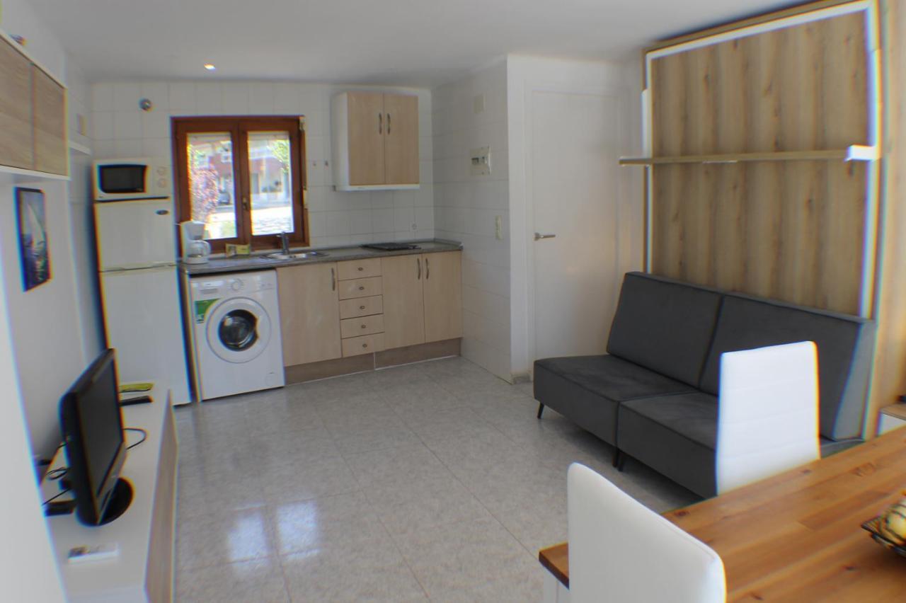 Agi Port De Rosas Apartment Bagian luar foto